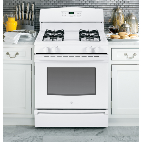GE JGBS60DEFWW 30" Freestanding Gas Range, 4.8 CuFt, One 12,500 BTU