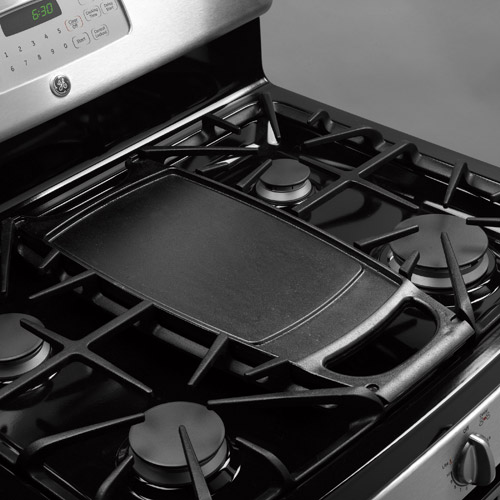 GE JGB800SEPSS 30" Stainless Steel Freestanding Gas Range With 5.0 CuFt