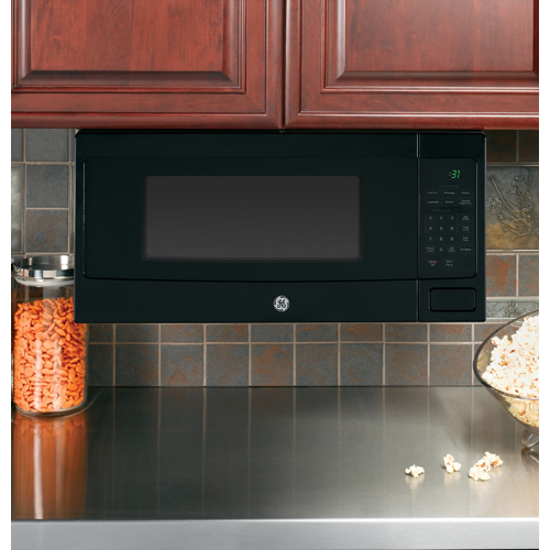 GE PEM31DFBB 1.1 CuFt Profile™ Series 800 Watt Black Countertop