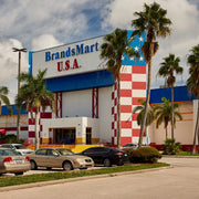 <a href="/pages/store-location-west-palm-beach" title="Store Location -  West Palm Beach"><strong>West Palm Beach</strong></a>