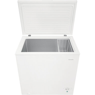 Frigidaire FFCS0722AW-WW 7.0 CuFt Manual Defrost Chest