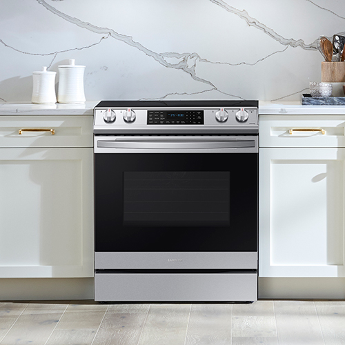 Samsung 6.3 cu. ft. Freestanding Electric Range with WiFi and Steam Clean  Stainless Steel NE63A6111SS/AA - Best Buy