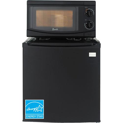 1.7 CuFt Compact Refrigerator With 0.7 CuFt Countertop Microwave 1.7 CuFt Compact Refrigerator With 0.7 CuFt Countertop Microwave