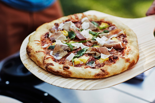 Cook a Pizza on a grill