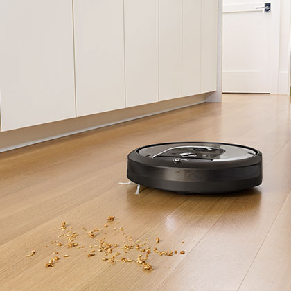 The Roomba® i7 and Roomba® i7+ robot vacuums The Roomba® i7 and Roomba® i7+ robot vacuums