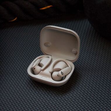 Beats by Dr. Dre MX733LLA Powerbeats Pro 2 High-Performance
